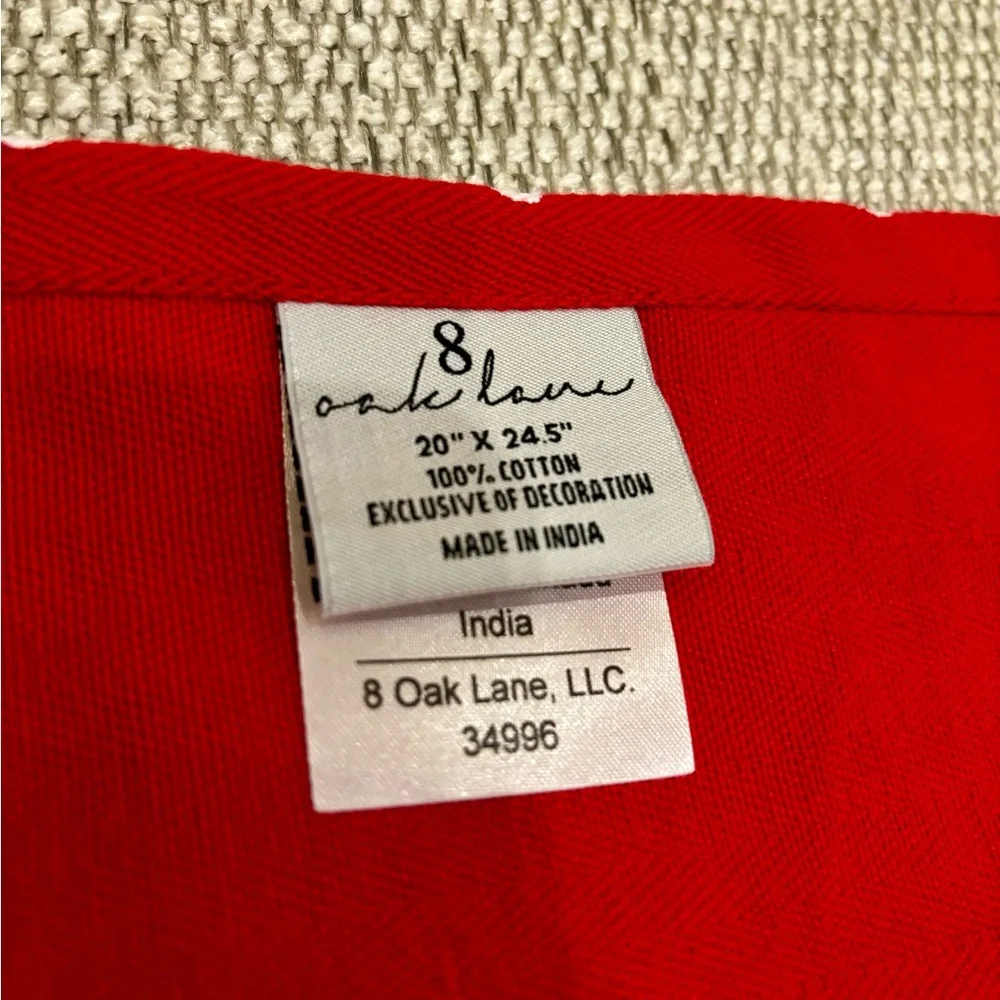 Apron (NWT) - Picture 7 of 8